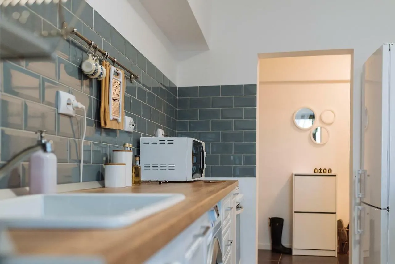 Amazing View Apartment - 3Br - Piata Unirii 부쿠레슈티 0*,  루마니아